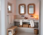 Cuarto de Baño con Accesorios de Baño