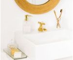 Decoración con Dispensador de baño rectangular de vidrio estilo vintage y dosificador dorado